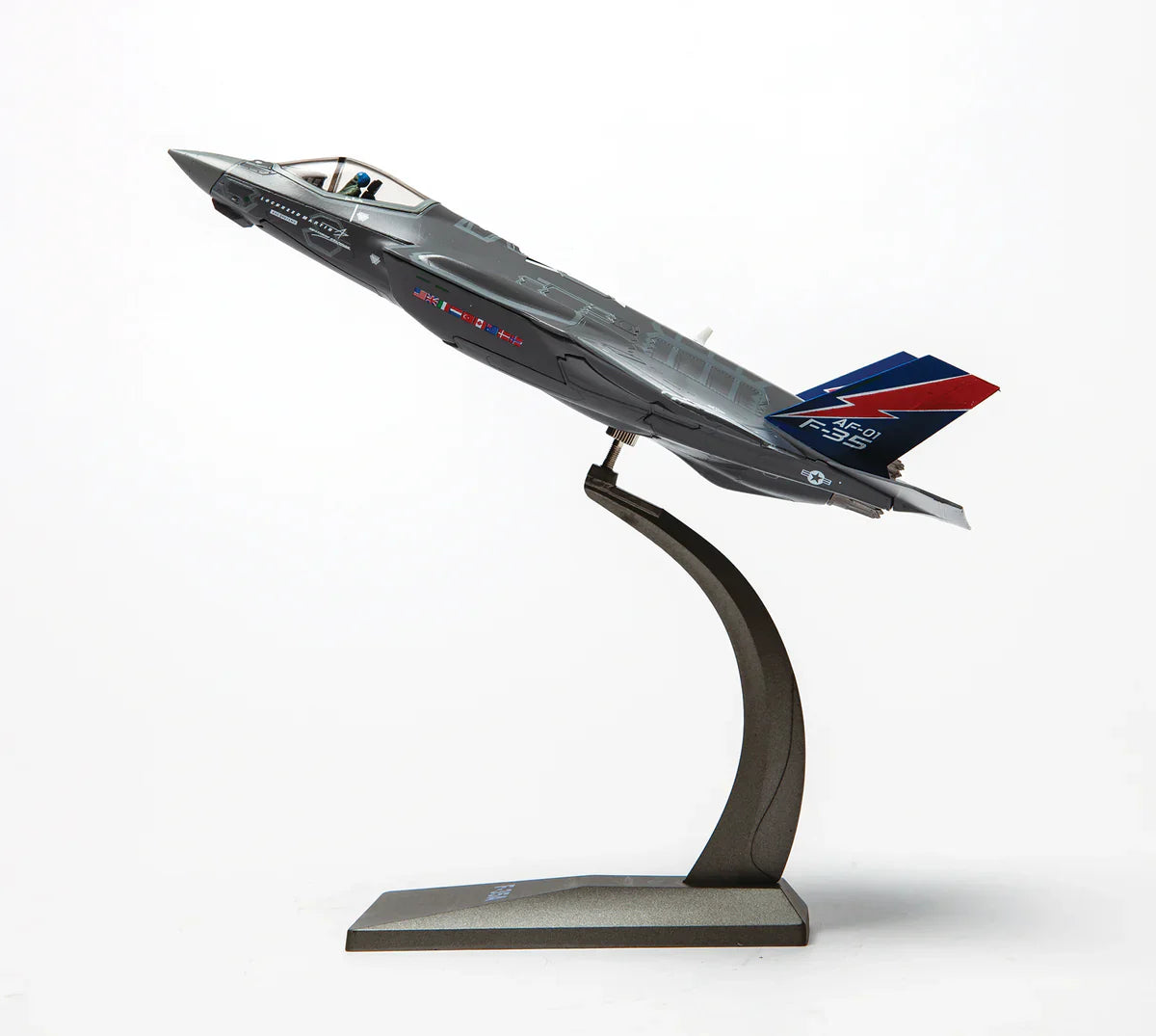 1:72 F-35A Lightning II Diecast Model – Edwards AFB USAF Stealth Jet