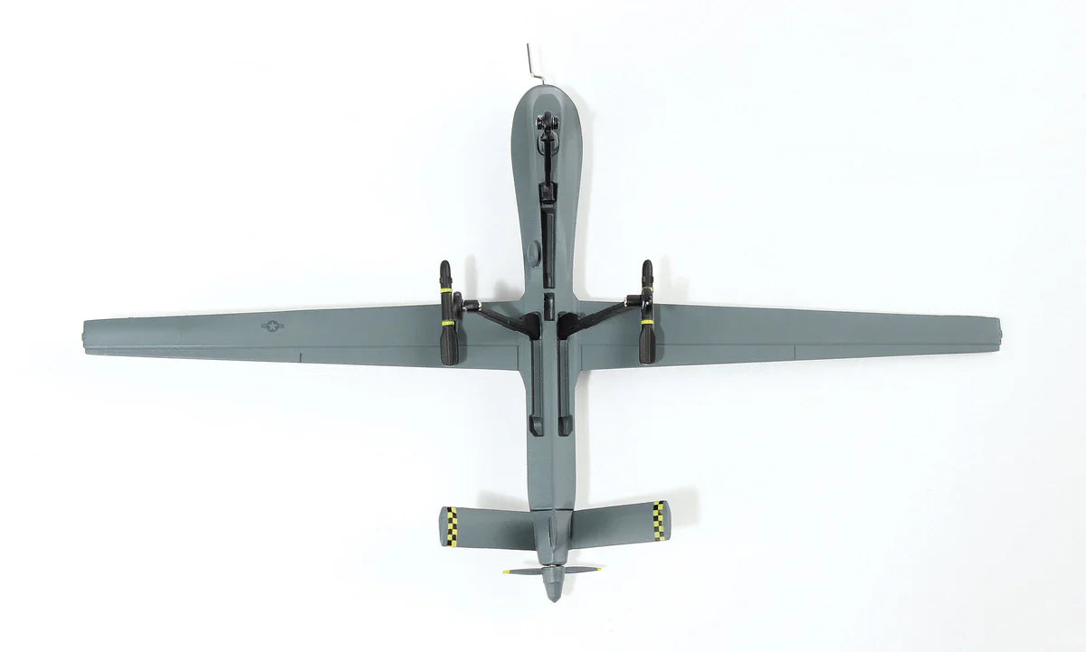 1:72 MQ-1 Predator Drone Diecast Model – Modern Military UAV Replica