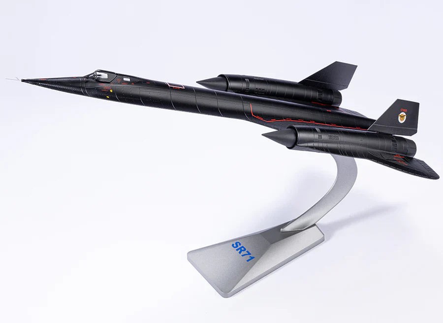 1:200 SR-71A Blackbird Diecast Model – USAF Stealth Recon Aircraft - Chame LTD