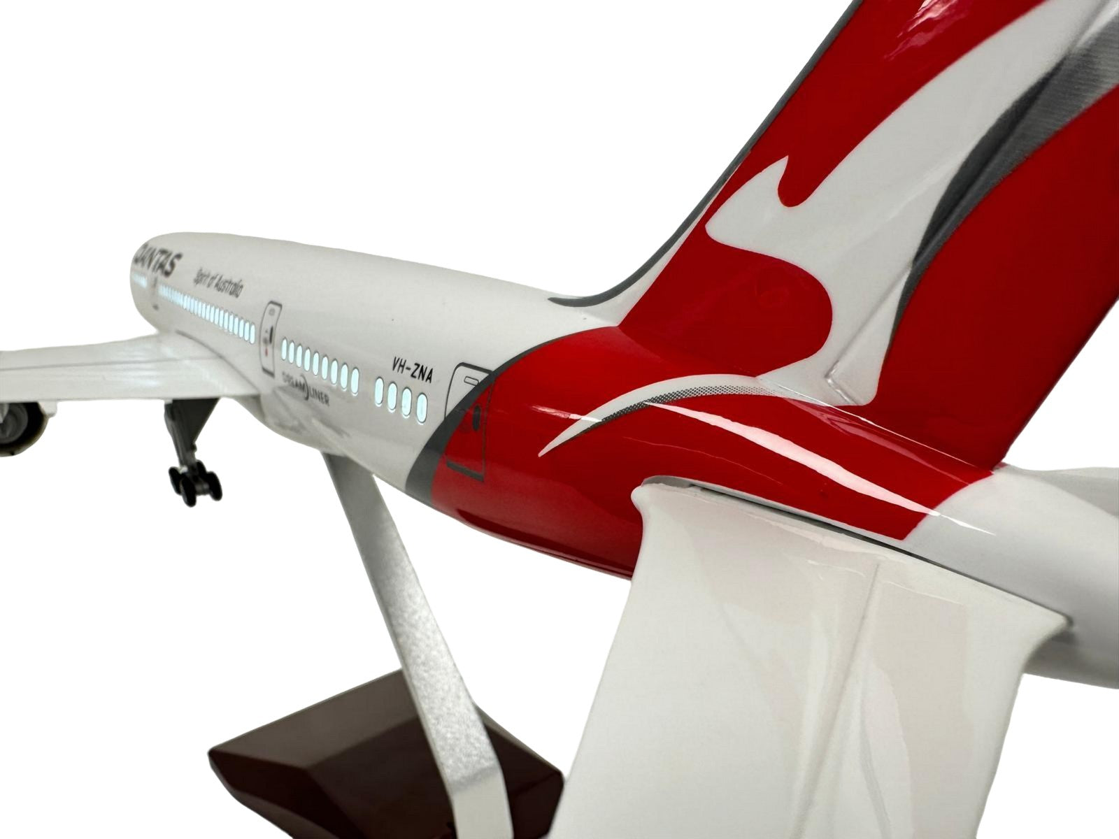 Model Plane Aircraft Large Scale Qantas 787 Premium Airplane Lights Gift Decor - Chame LTD