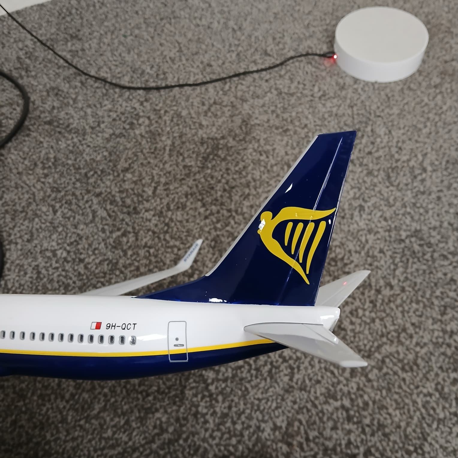 Ryanair Boeing 737 Model Aircraft Large Airline Display Plane