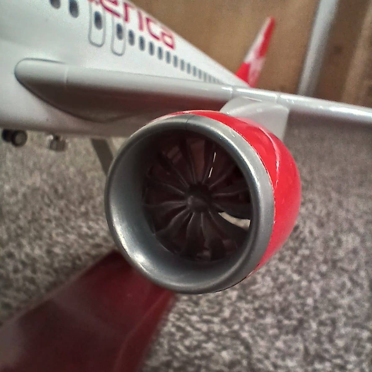 VA Airbus A320 Model Aircraft Large Airline Display Plane