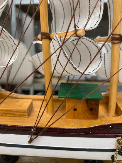 Confection Wooden Sailing Ship 1o Model 33cm Assembled