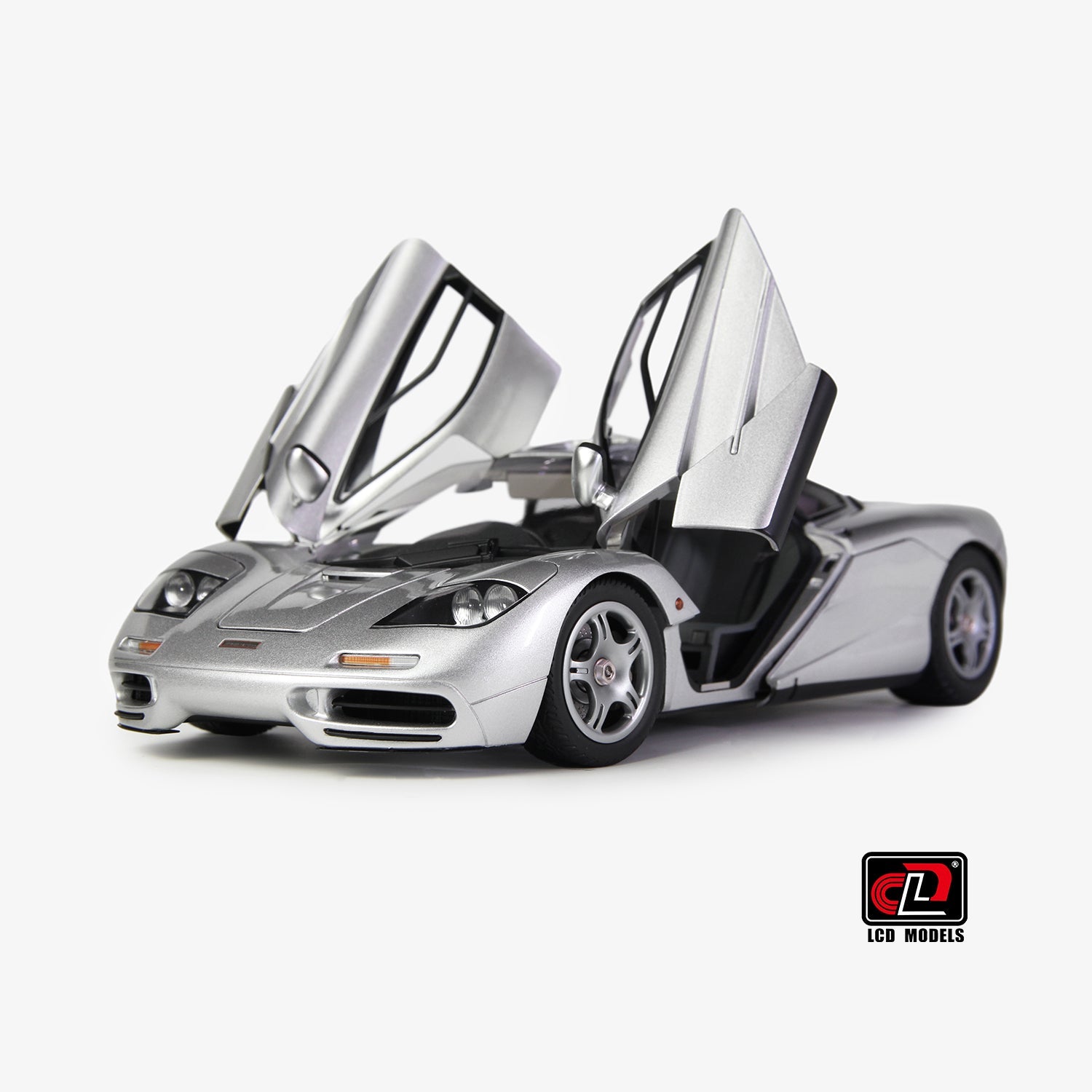 LCD Models McLaren F1 Die-Cast Model Car 1:18 Silver