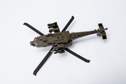 1:72 AH-64 Apache Helicopter Model