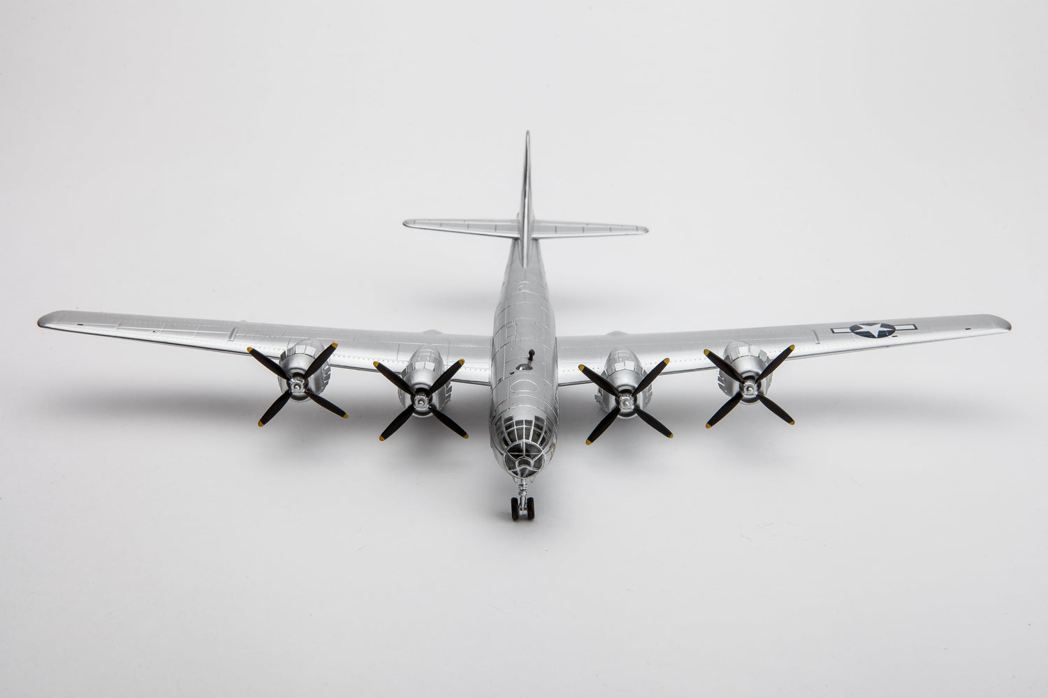 1:144 B-29 Superfortress Bomber Model