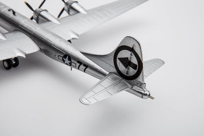 1:144 B-29 Superfortress Bomber Model