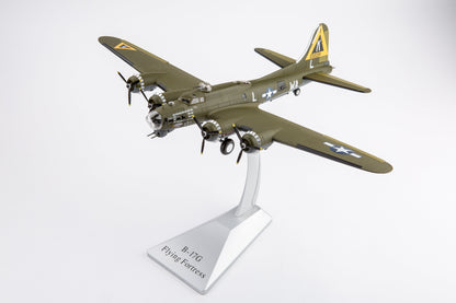 1:200 B-17 Flying Fortress Bomber Model