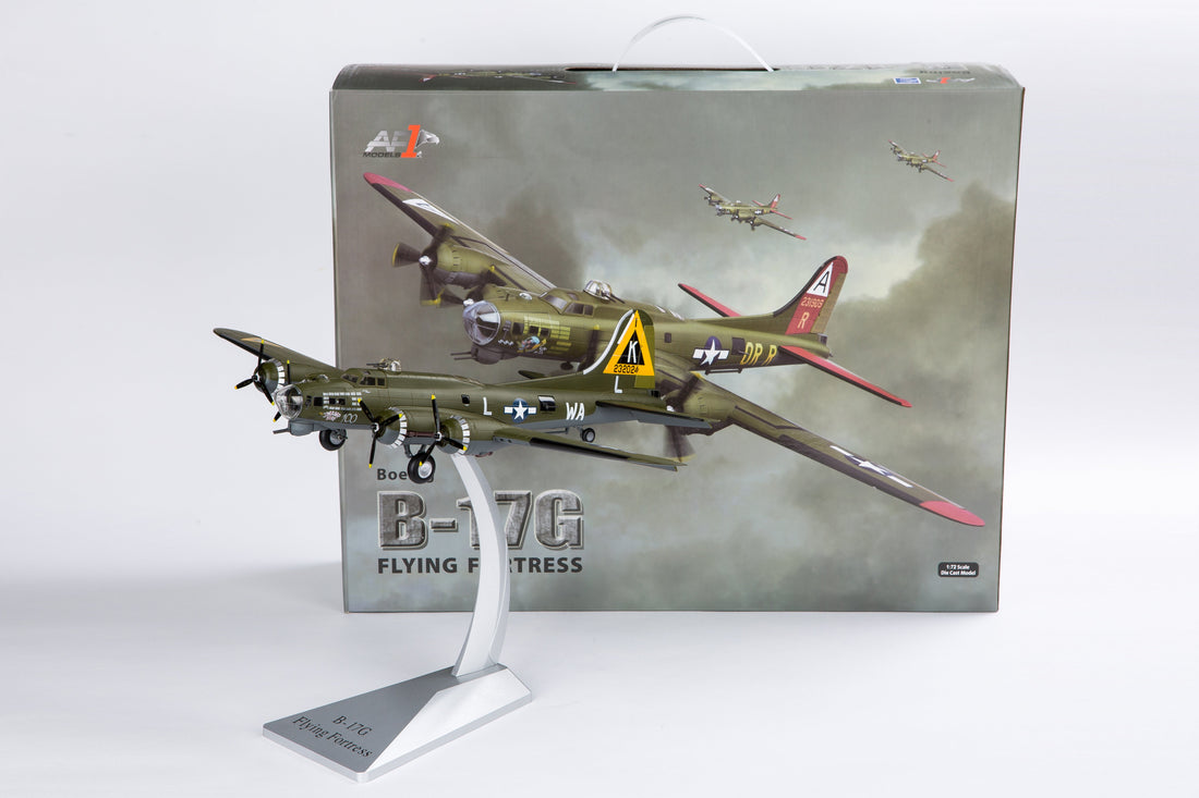 1:72 B-17 Flying Fortress Bomber Model