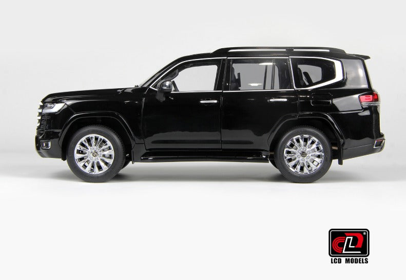 LCD Models Toyota Land Cruiser 300-ZX Die-Cast Model Car 1:18 Black