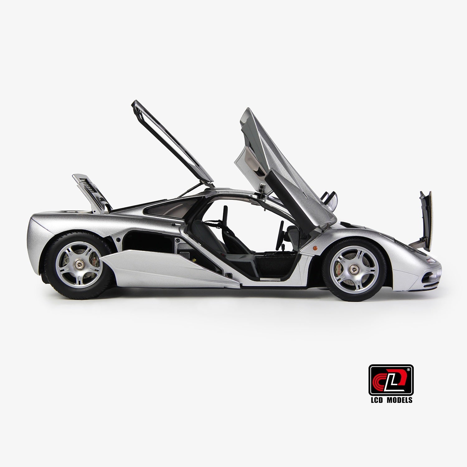 LCD Models McLaren F1 Die-Cast Model Car 1:18 Silver