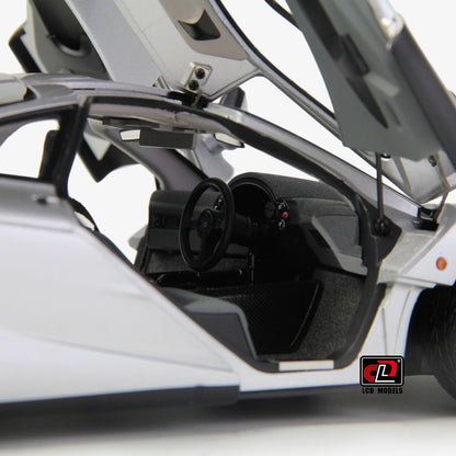 LCD Models McLaren F1 Die-Cast Model Car 1:18 Silver