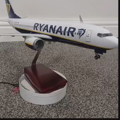 Ryanair Boeing 737 Model Aircraft Large Airline Display Plane