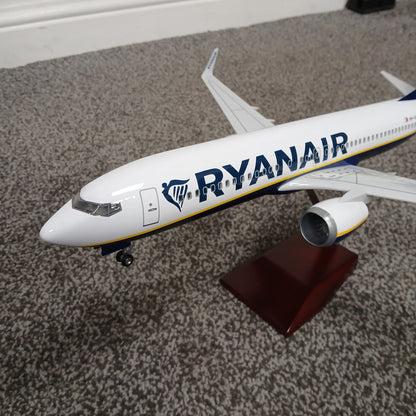 Ryanair Boeing 737 Model Aircraft Large Airline Display Plane